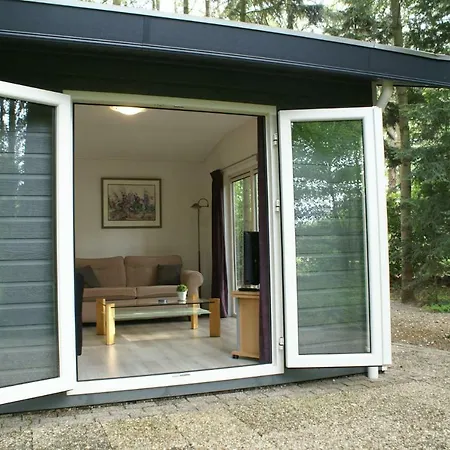 T'bakkersboschje Nummer 11 Alpstuga