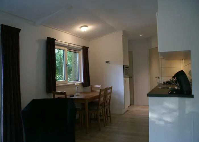 T'bakkersboschje Nummer 11 Alpstuga